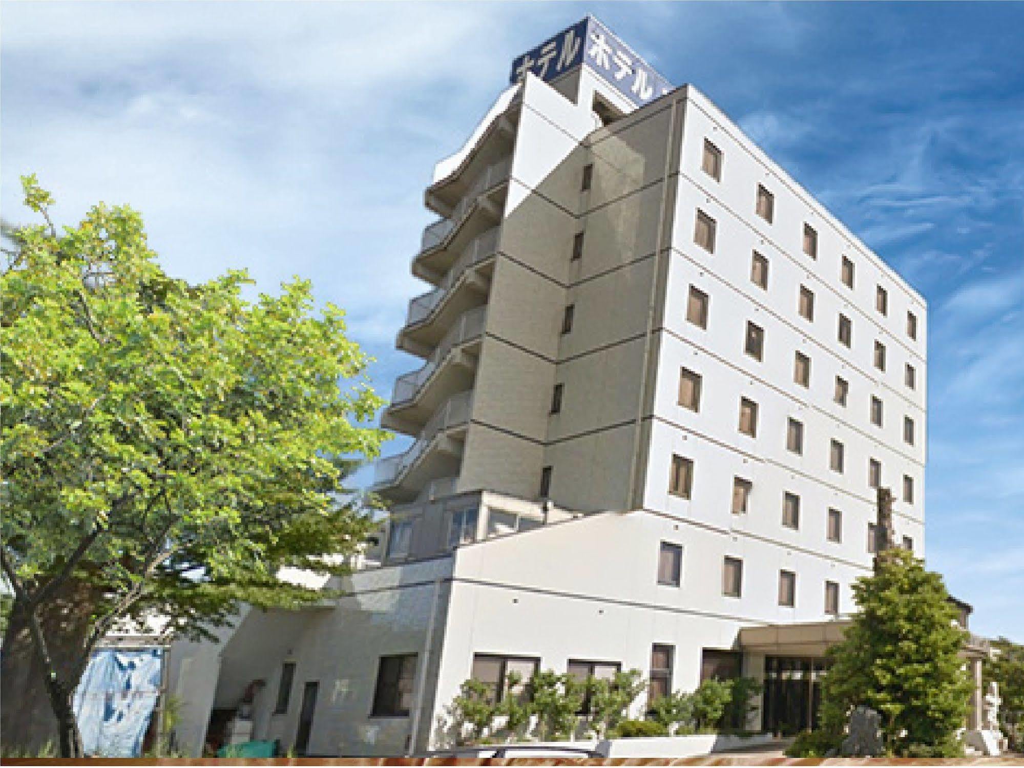 Hotel Tsubame Hills Екстериор снимка