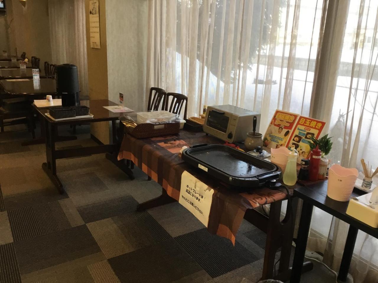 Hotel Tsubame Hills Екстериор снимка